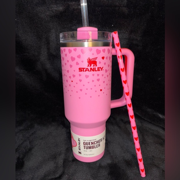 Stanley Sweet Heart x Target Exclusive Pink Valentine 40oz Tumbler & Extra Straw